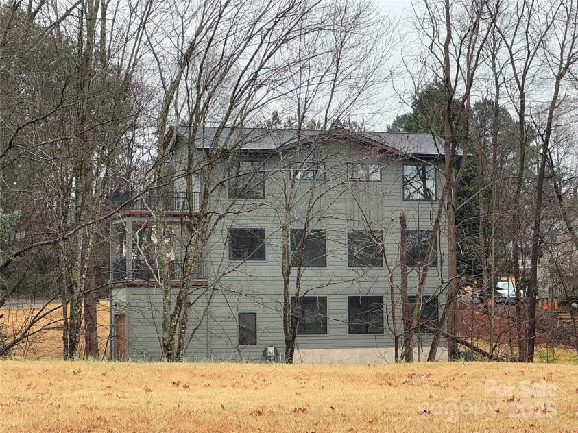 150 Driftwood Drive, Mooresville, NC 28117.  MLS# CAR4212445, YatesRealty ID 11774. 