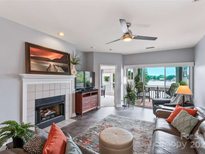 18840 Nautical Drive, Cornelius, NC 28031.  MLS# CAR4293145, YatesRealty ID 11775. 