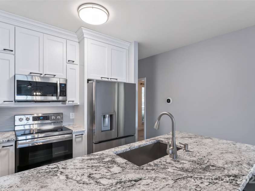 18840 Nautical Drive, Cornelius, NC 28031.  MLS# CAR4293145, YatesRealty ID 11775. 