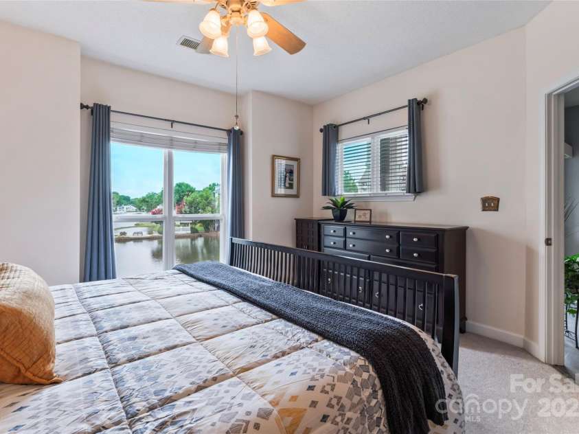 18840 Nautical Drive, Cornelius, NC 28031.  MLS# CAR4293145, YatesRealty ID 11775. 