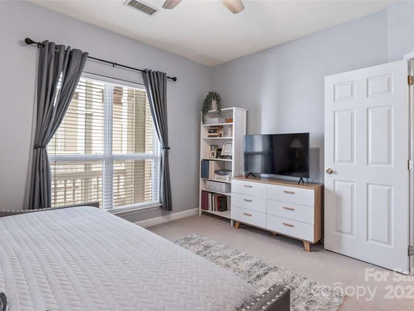 18840 Nautical Drive, Cornelius, NC 28031.  MLS# CAR4293145, YatesRealty ID 11775. 