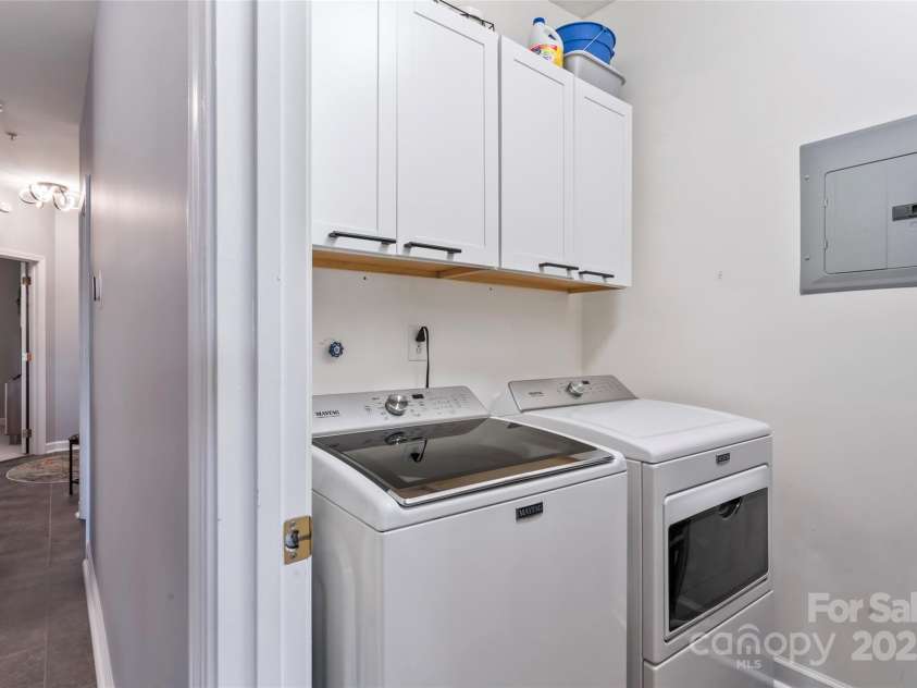 18840 Nautical Drive, Cornelius, NC 28031.  MLS# CAR4293145, YatesRealty ID 11775. 