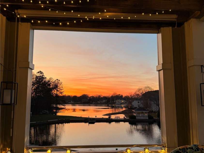 18840 Nautical Drive, Cornelius, NC 28031.  MLS# CAR4293145, YatesRealty ID 11775. 