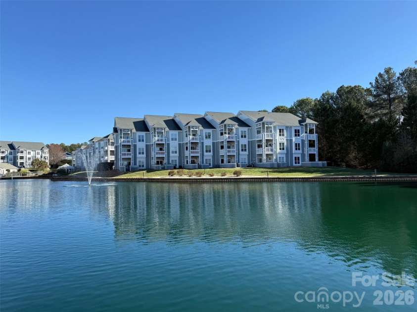 18840 Nautical Drive, Cornelius, NC 28031.  MLS# CAR4334226, YatesRealty ID 11775. 