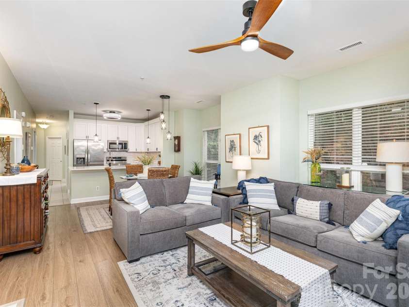 18840 Nautical Drive, Cornelius, NC 28031.  MLS# CAR4334226, YatesRealty ID 11775. 