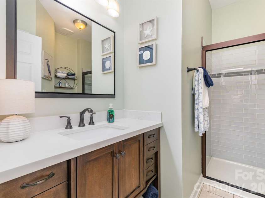 18840 Nautical Drive, Cornelius, NC 28031.  MLS# CAR4334226, YatesRealty ID 11775. 