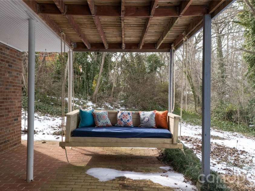40 Forest Avenue, Granite Falls, NC 28630.  MLS# CAR4342329, YatesRealty ID 11775. 