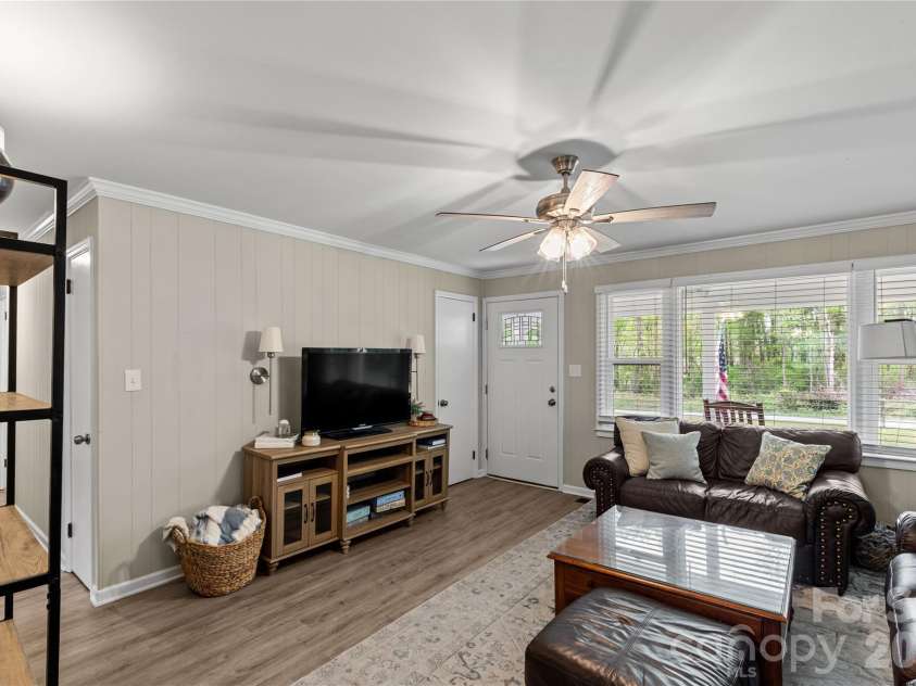 1143 Potter Road, Lancaster, SC 29720.  MLS# CAR4365057, YatesRealty ID 11776. 