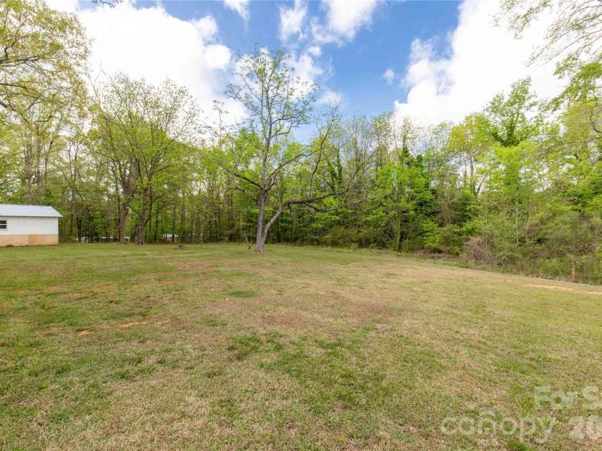 1143 Potter Road, Lancaster, SC 29720.  MLS# CAR4365057, YatesRealty ID 11776. 