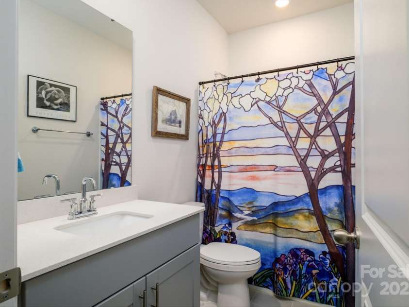4321 Duplin Drive, Charlotte, NC 28214.  MLS# CAR4224974, YatesRealty ID 11776. 