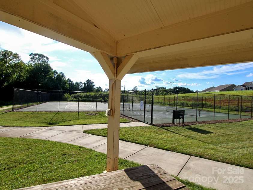 4321 Duplin Drive, Charlotte, NC 28214.  MLS# CAR4224974, YatesRealty ID 11776. 