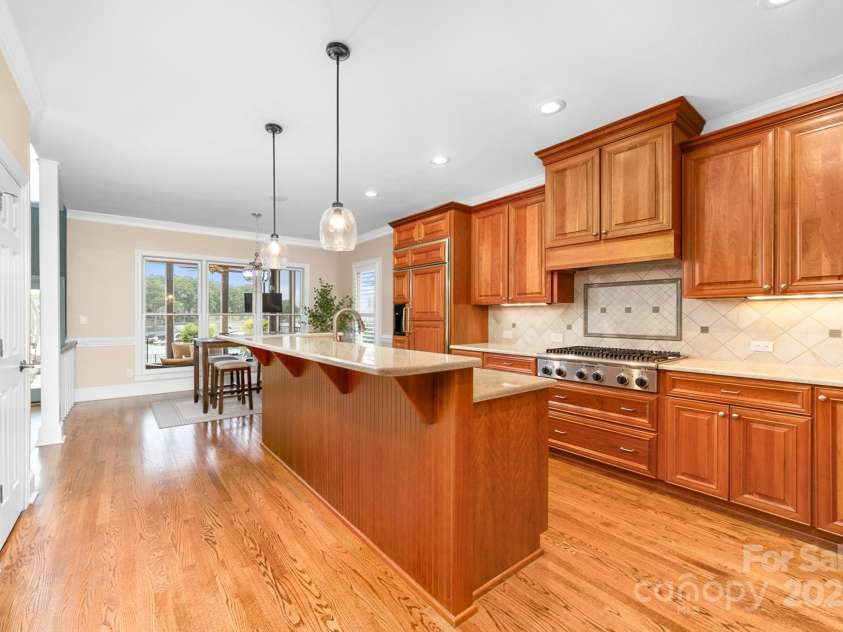 7220 Swansea Lane, Cornelius, NC 28031.  MLS# CAR4255179, YatesRealty ID 11778. 