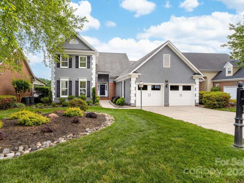 7220 Swansea Lane, Cornelius, NC 28031.  MLS# CAR4255179, YatesRealty ID 11778. 