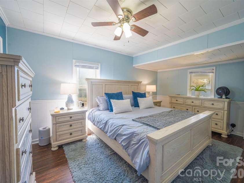 206 Bates Avenue, Cherryville, NC 28021.  MLS# CAR4358580, YatesRealty ID 11779. 
