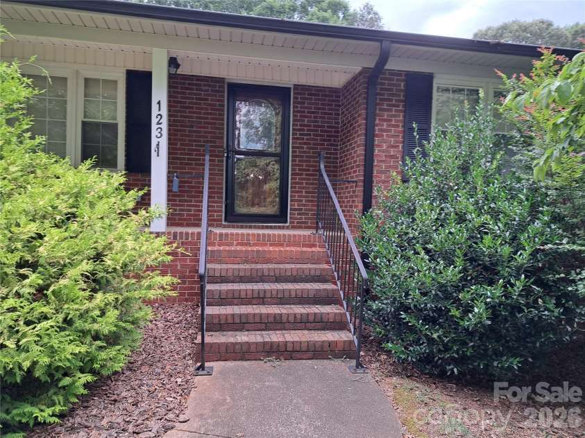 123 Softwind Lane, Concord, NC 28025.  MLS# CAR4413038, YatesRealty ID 1178. 