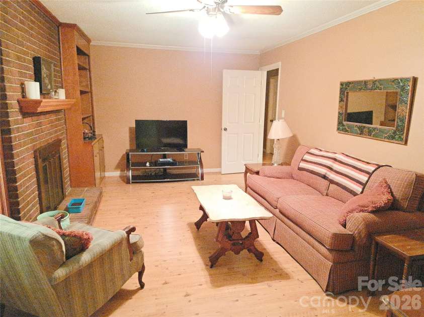 123 Softwind Lane, Concord, NC 28025.  MLS# CAR4413038, YatesRealty ID 1178. 