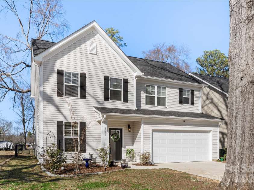 1016 Helms Road, Charlotte, NC 28214.  MLS# CAR4223893, YatesRealty ID 11780. 