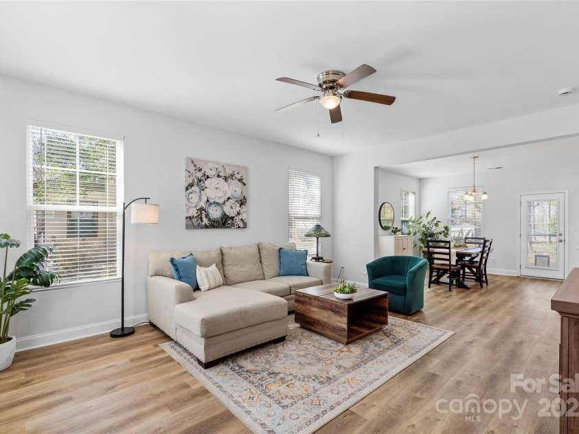 1016 Helms Road, Charlotte, NC 28214.  MLS# CAR4223893, YatesRealty ID 11780. 
