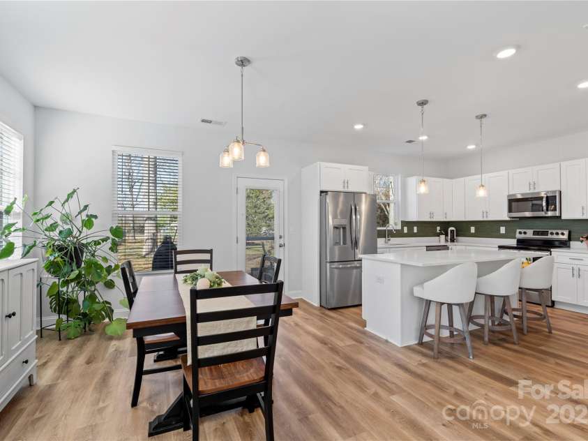 1016 Helms Road, Charlotte, NC 28214.  MLS# CAR4223893, YatesRealty ID 11780. 