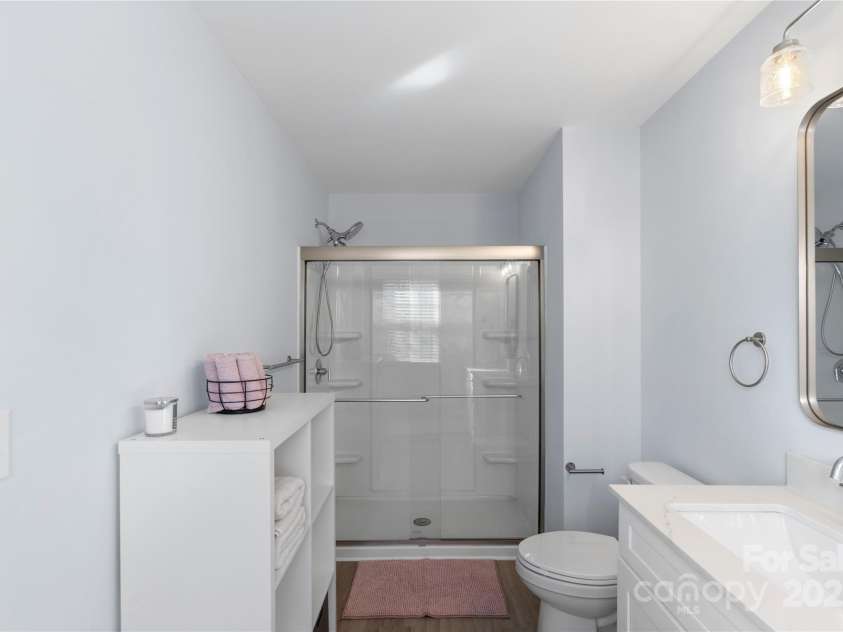 1016 Helms Road, Charlotte, NC 28214.  MLS# CAR4223893, YatesRealty ID 11780. 