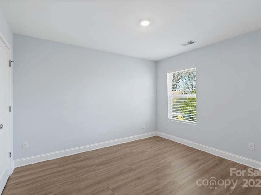 1016 Helms Road, Charlotte, NC 28214.  MLS# CAR4223893, YatesRealty ID 11780. 