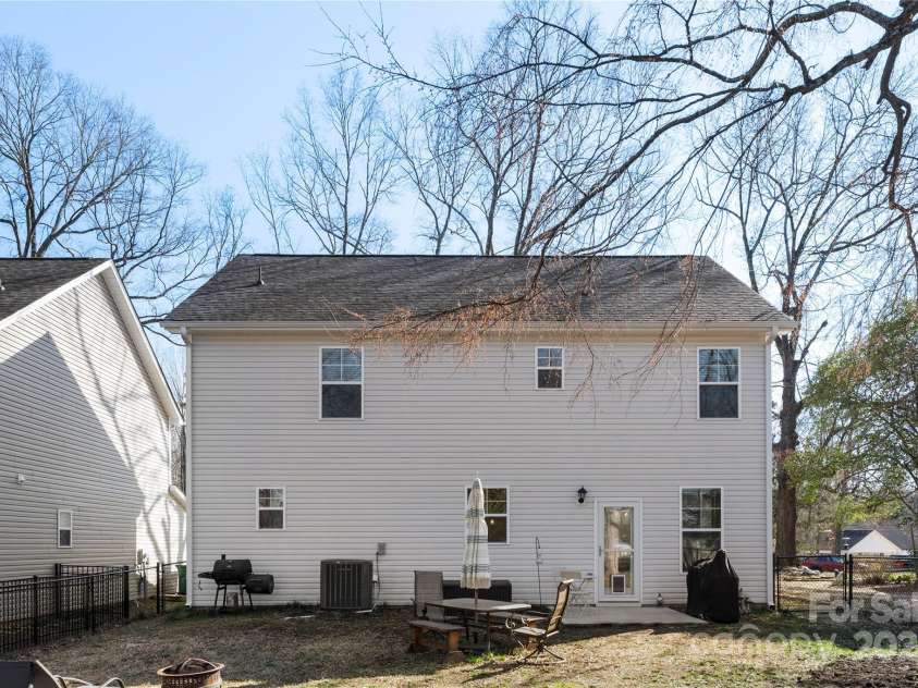 1016 Helms Road, Charlotte, NC 28214.  MLS# CAR4223893, YatesRealty ID 11780. 