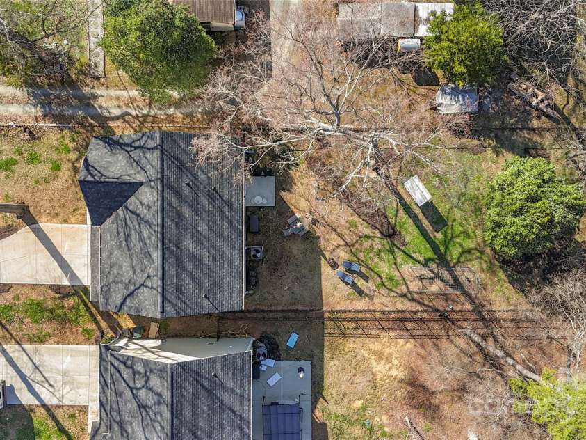 1016 Helms Road, Charlotte, NC 28214.  MLS# CAR4223893, YatesRealty ID 11780. 