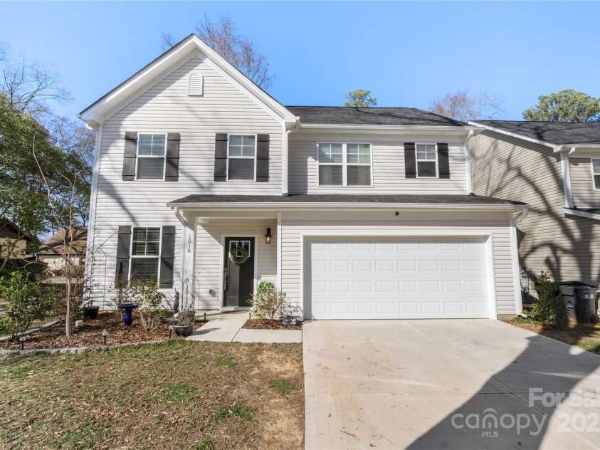 1016 Helms Road, Charlotte, NC 28214.  MLS# CAR4223893, YatesRealty ID 11780. 
