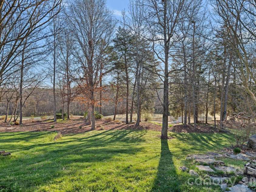 1470 Valhalla Drive, Denver, NC 28037.  MLS# CAR4344141, YatesRealty ID 11781. 