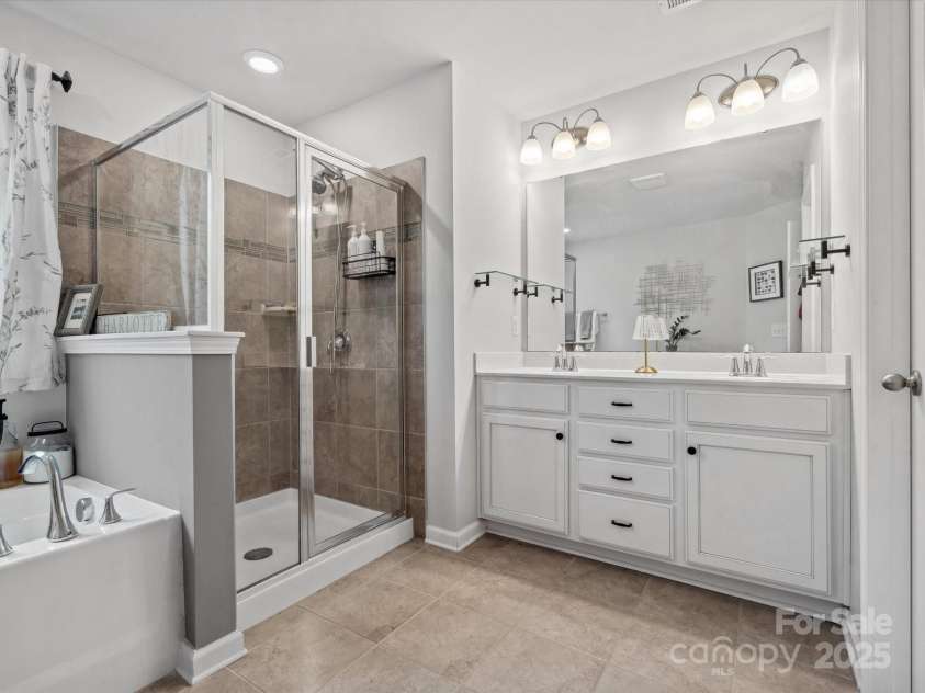 234 Ascot Run Way, Fort Mill, SC 29715.  MLS# CAR4256118, YatesRealty ID 11783. 