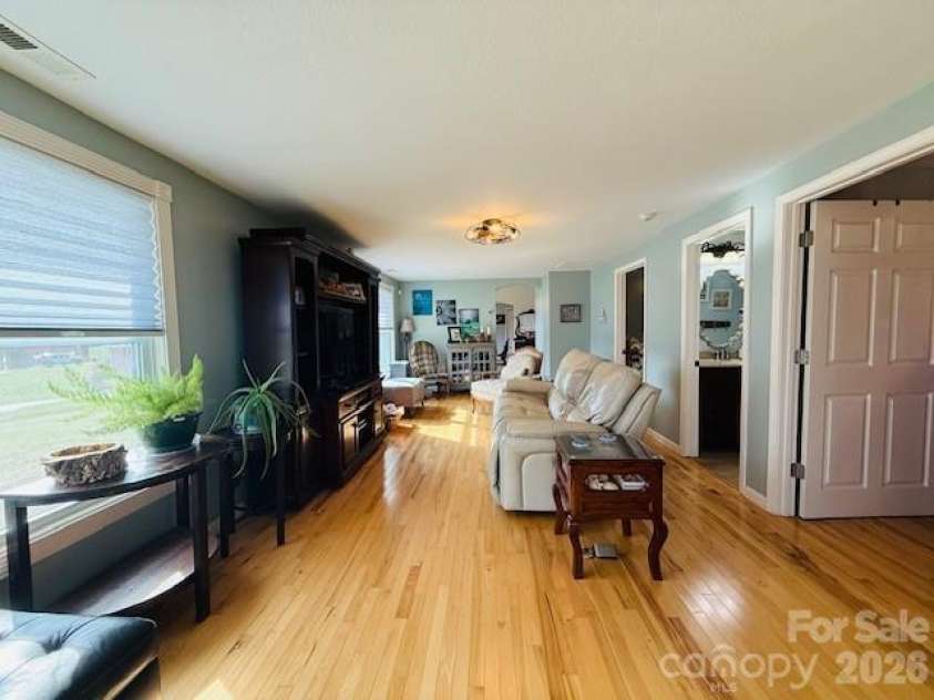 3555 Ashworth Road, Marion, NC 28752.  MLS# CAR4353776, YatesRealty ID 11785. 