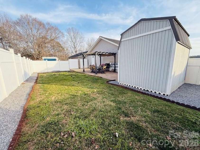 3555 Ashworth Road, Marion, NC 28752.  MLS# CAR4353776, YatesRealty ID 11785. 