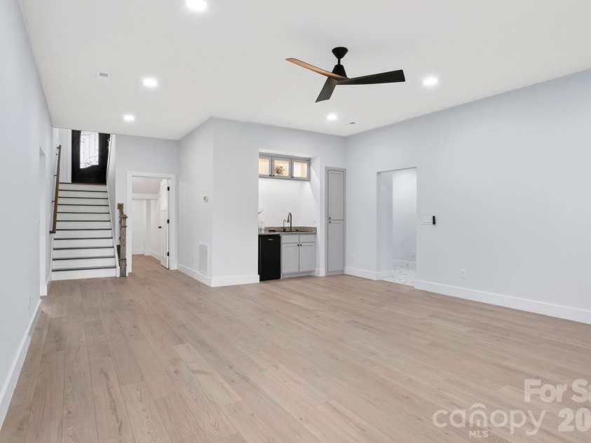 162 Preserve Court, Hendersonville, NC 28791.  MLS# CAR4367216, YatesRealty ID 11786. 