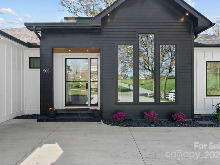 503 Nesbitt Drive, Mills River, NC 28759.  MLS# CAR4247287, YatesRealty ID 11786. 