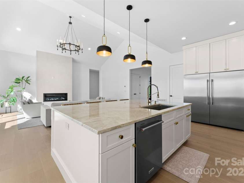 503 Nesbitt Drive, Mills River, NC 28759.  MLS# CAR4247287, YatesRealty ID 11786. 