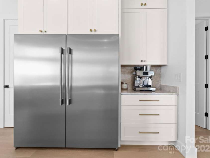 503 Nesbitt Drive, Mills River, NC 28759.  MLS# CAR4247287, YatesRealty ID 11786. 