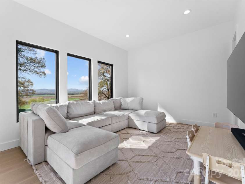 503 Nesbitt Drive, Mills River, NC 28759.  MLS# CAR4247287, YatesRealty ID 11786. 