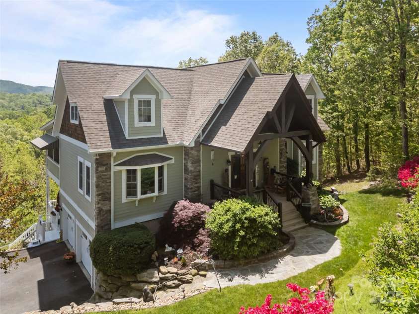410 Lamp Post Drive, Zirconia, NC 28790.  MLS# CAR4253255, YatesRealty ID 11787. 