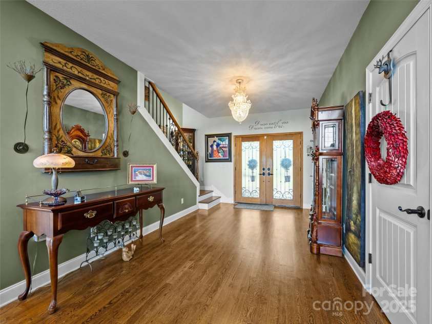 410 Lamp Post Drive, Zirconia, NC 28790.  MLS# CAR4253255, YatesRealty ID 11787. Foyer