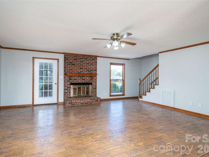 2515 Myra Lane, Lincolnton, NC 28092.  MLS# CAR4357000, YatesRealty ID 11788. 