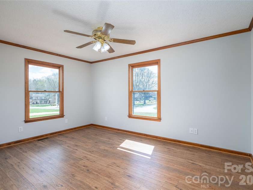 2515 Myra Lane, Lincolnton, NC 28092.  MLS# CAR4357000, YatesRealty ID 11788. 