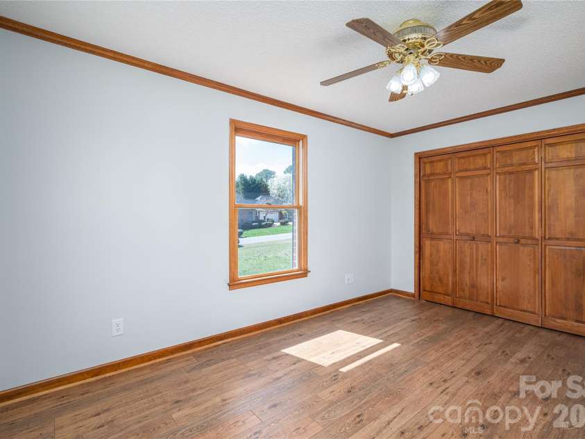 2515 Myra Lane, Lincolnton, NC 28092.  MLS# CAR4357000, YatesRealty ID 11788. 
