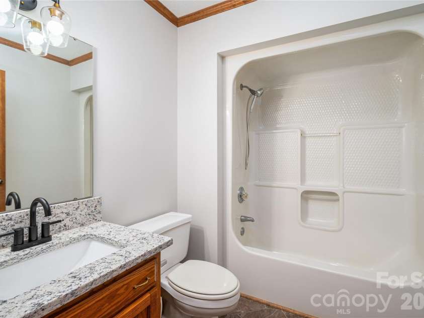 2515 Myra Lane, Lincolnton, NC 28092.  MLS# CAR4357000, YatesRealty ID 11788. 