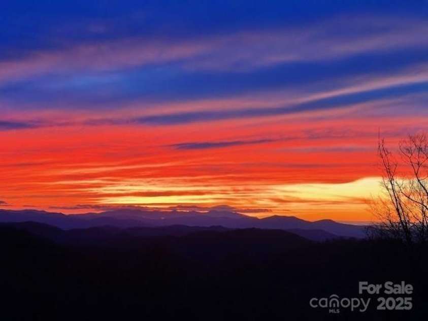 51 Airport Road, Mars Hill, NC 28754.  MLS# CAR4241887, YatesRealty ID 11789. Breath-taking Sunsets!