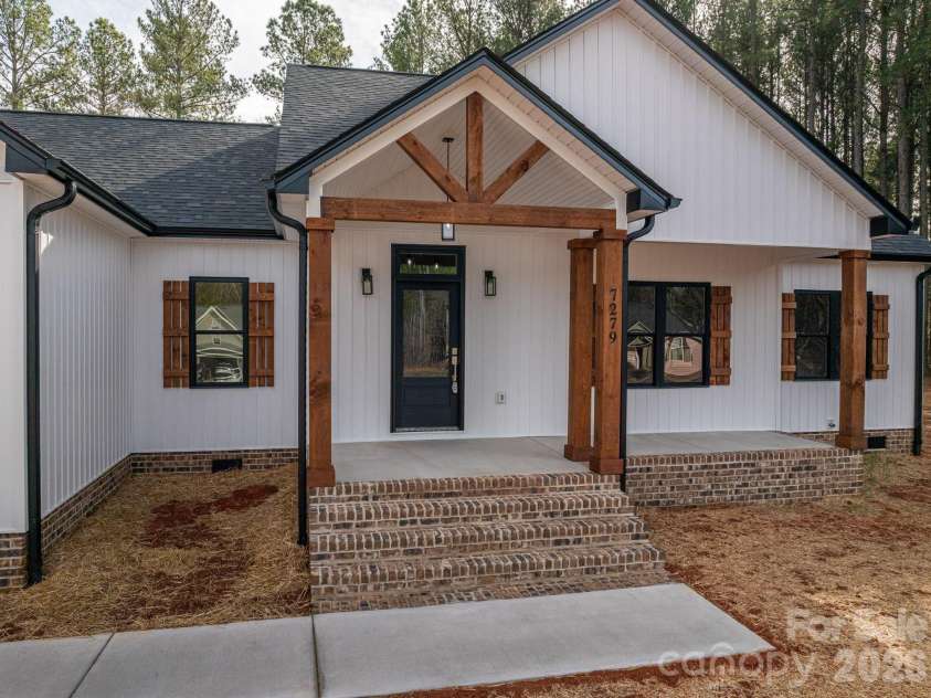 7279 Blue Jay Lane, Vale, NC 28168.  MLS# CAR4333732, YatesRealty ID 11789. 
