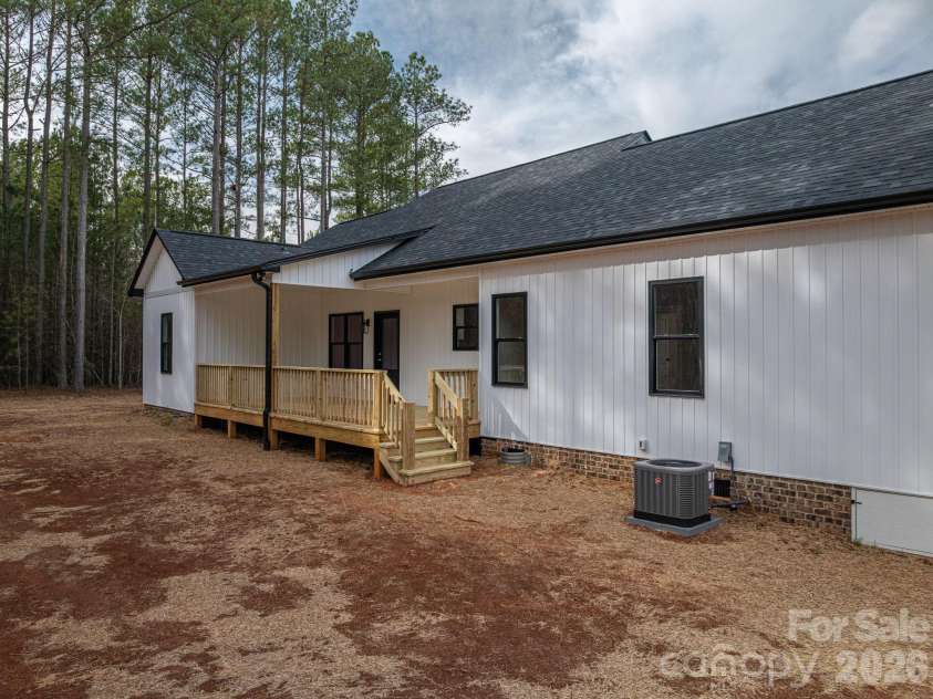 7279 Blue Jay Lane, Vale, NC 28168.  MLS# CAR4333732, YatesRealty ID 11789. 