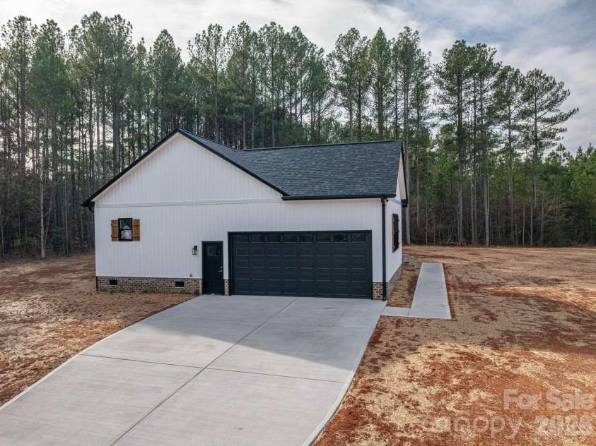 7279 Blue Jay Lane, Vale, NC 28168.  MLS# CAR4333732, YatesRealty ID 11789. 