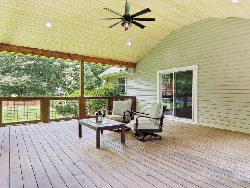 33 Warlick Road, Mills River, NC 28759.  MLS# CAR4154245, YatesRealty ID 1179. 
