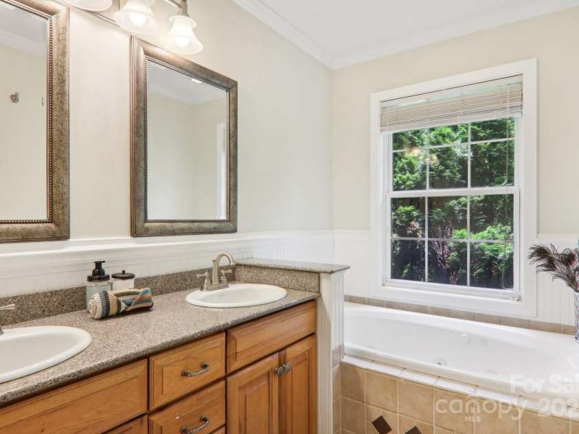 33 Warlick Road, Mills River, NC 28759.  MLS# CAR4154245, YatesRealty ID 1179. 