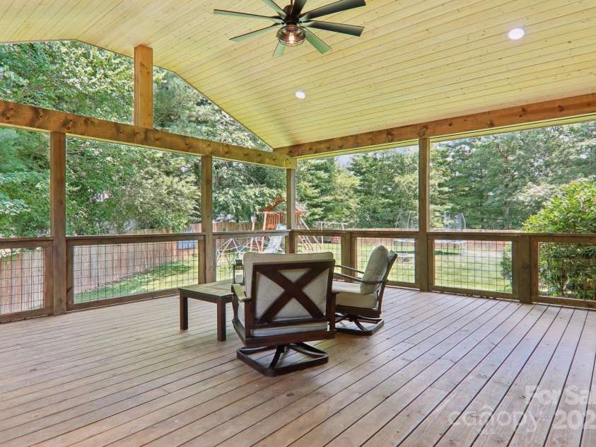 33 Warlick Road, Mills River, NC 28759.  MLS# CAR4154245, YatesRealty ID 1179. 